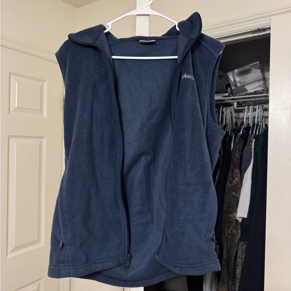 Columbia Dark Blue Fleece Hooded Vest